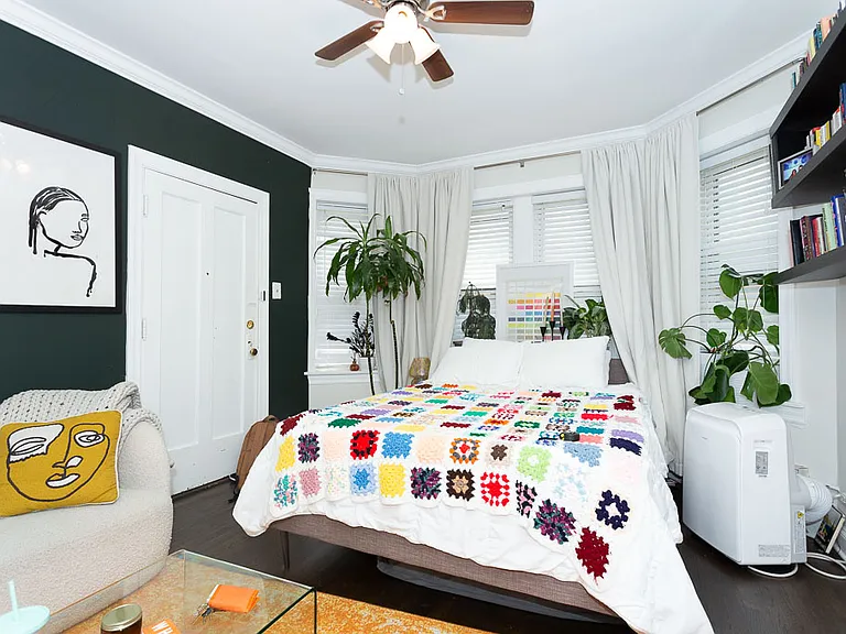 3819.5 N Greenview Ave #W3 — Photo 8