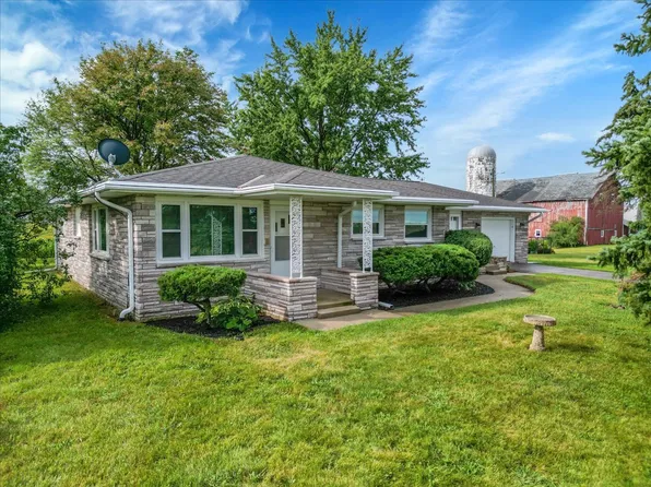 2360 Gurler Rd, Malta, IL 60150