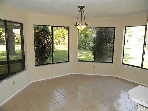 5th image of 2158 SE Floresta Dr