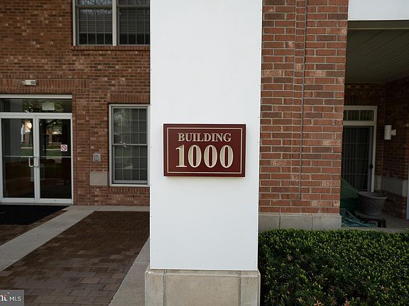 2nd image of 1322 Meridian Blvd #1322