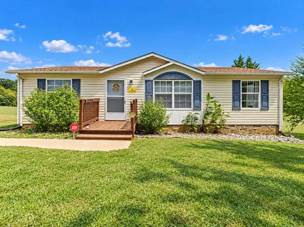 615 Edwards Rd, Penhook, VA 24137
