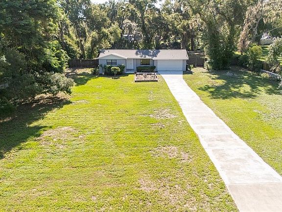 3rd image of 8214 VALRIE LANE
