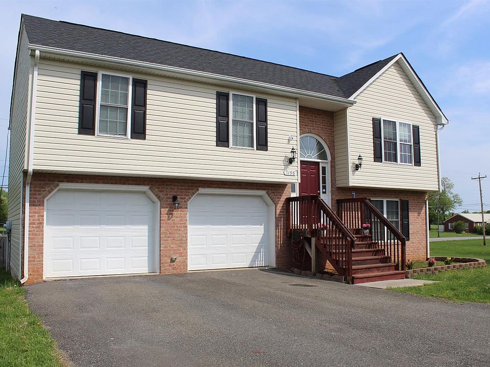 1st image of 1196 Woods End Ln