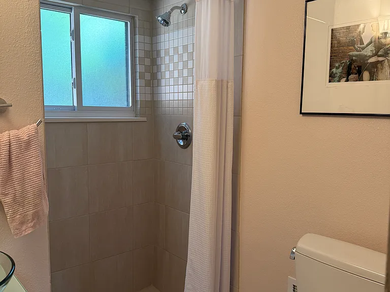 2830 Darley Ave — Photo 11