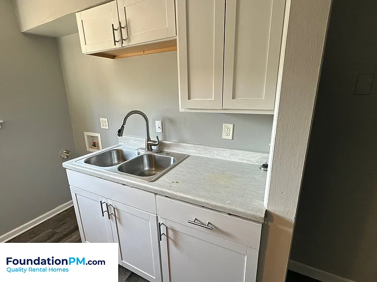 1587 Cherry Road - 4 — Photo 7