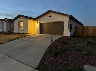 1100 Droitwich Spa St, Bakersfield, CA