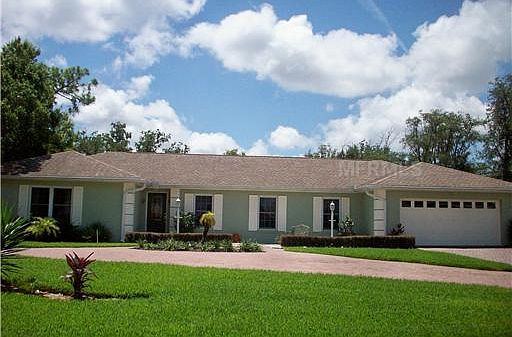1st image of 111 Fairway Dr