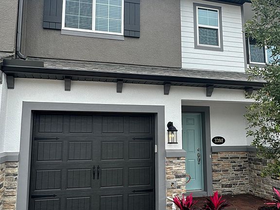 3rd image of 2307 Morning Rose Ln