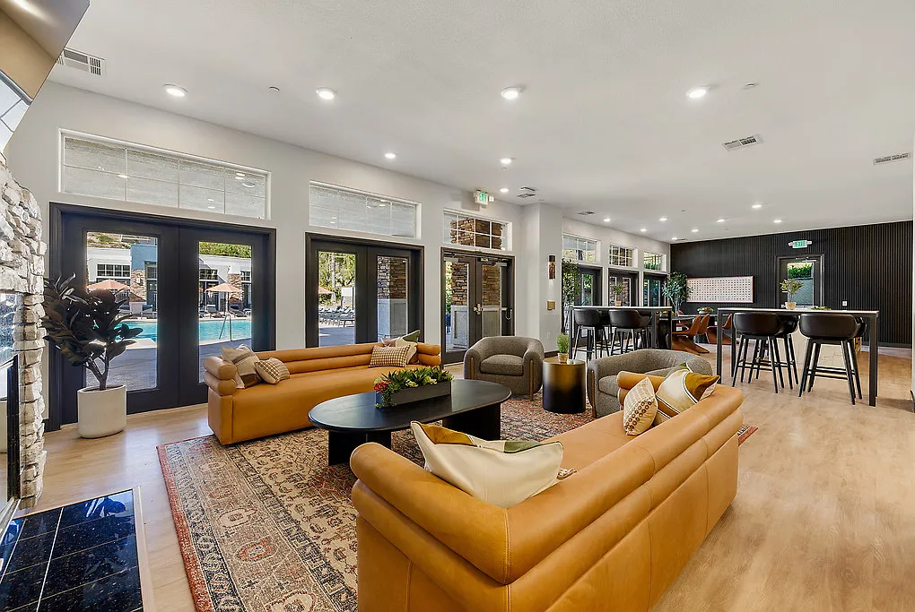 Carmel Creek — Photo 2