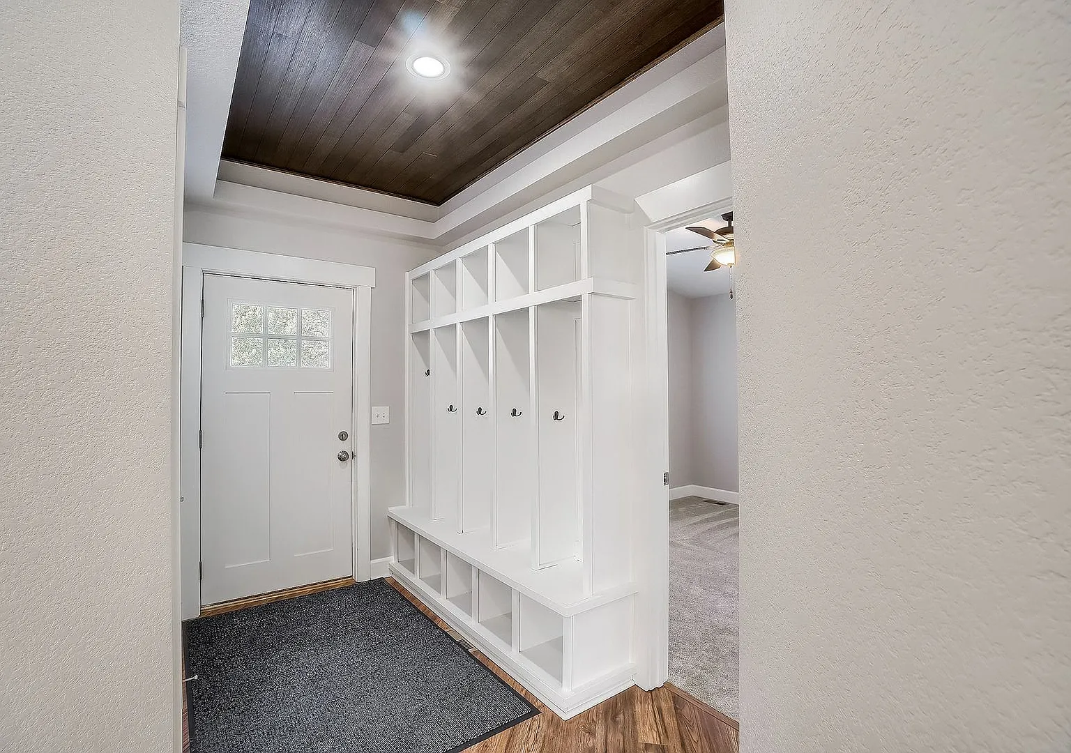 Modern Mountain Living in the Heart of Woodland Park 4BD & 2BA — Photo 3