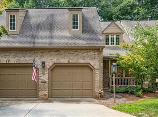 27 Sturbridge Ln, Greensboro, NC 27408