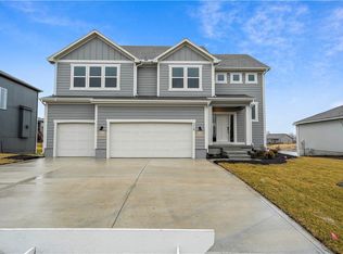 1116 NW 106th St, Kansas City, MO 64155