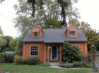 838 Harmon Rd, Penfield, NY 14526