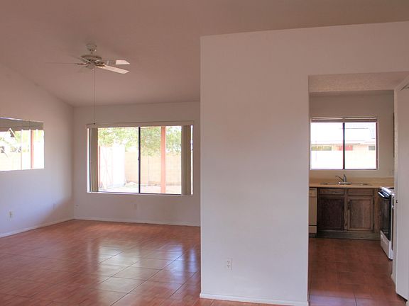 5th image of 1756 E Shasta St