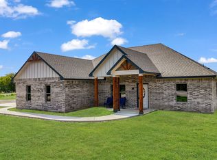 2400 Lamkin Rd, Mineral Wells, TX 76067