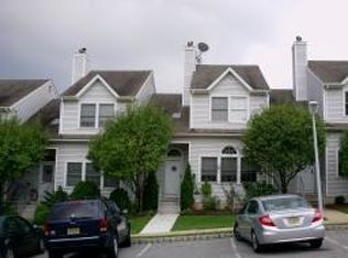 417 Chapman Ct, Hackettstown, NJ 07840