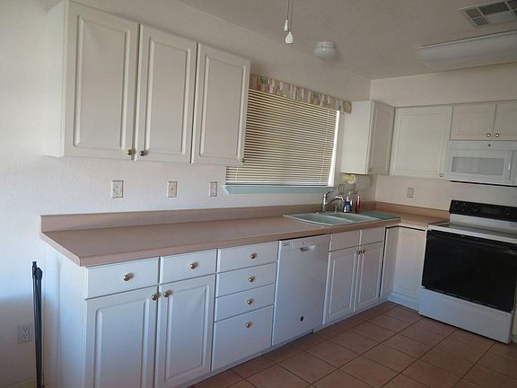 2nd image of 1017 La Plata Dr