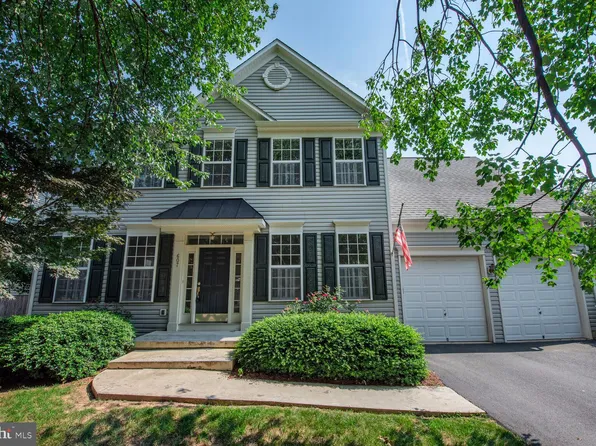 607 Marshall Dr NE, Leesburg, VA 20176