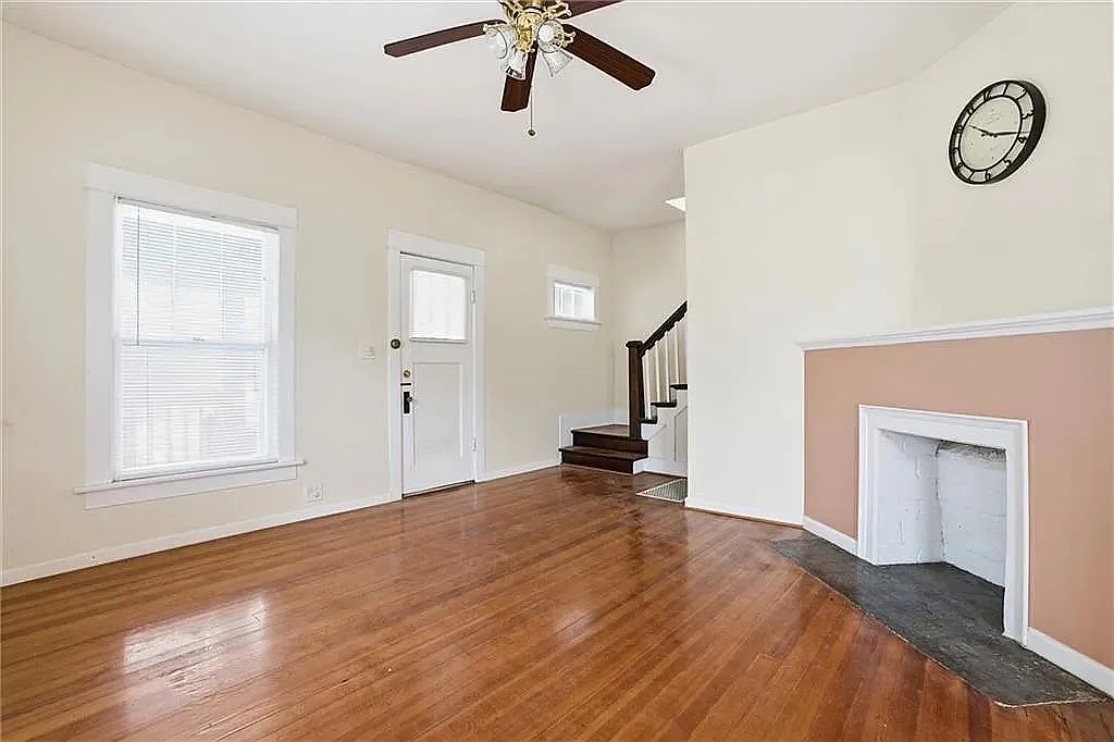 4 bed, 1811 sqft, $2,000 — Photo 1