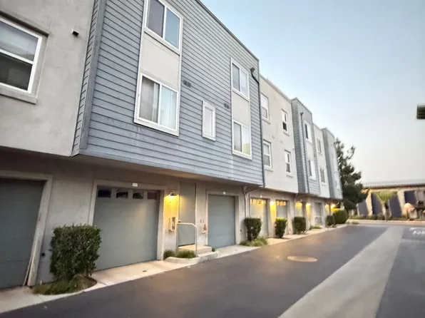 405 W 2nd Ave W Unit 1104, Escondido, CA 92025