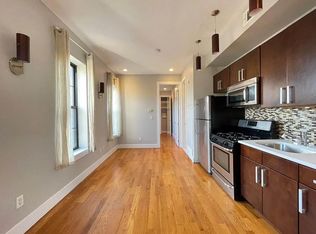 355 Stockton St APT 3B, Brooklyn, NY 11206