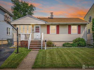 41 Summit Ave, Fords, NJ, 08863