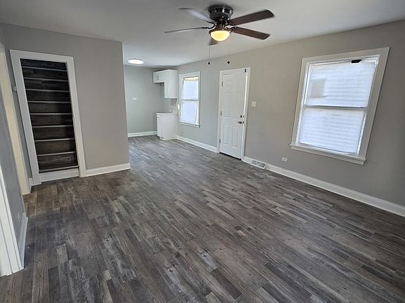 2nd image of 15131 Winchester Ave