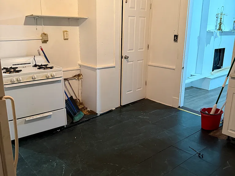 147 Willow St #1 — Photo 16