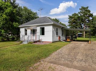 206 1st St, Rio, WI 53960