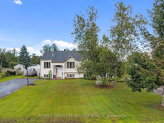 3rd image of 535A Devista Blvd