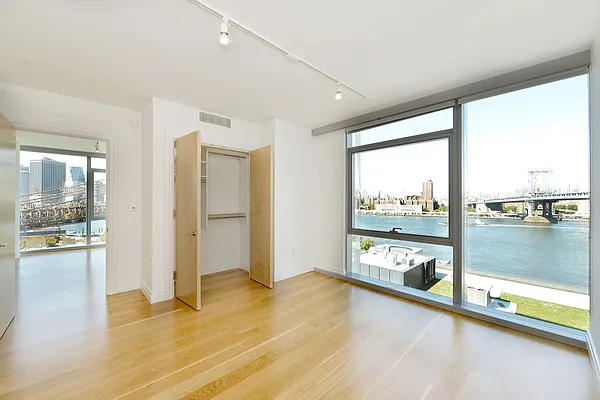 Rented by Two Trees | media 25