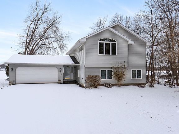 2nd image of 1801 Resthaven Ln
