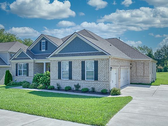 3rd image of 319 Greymoor Ln