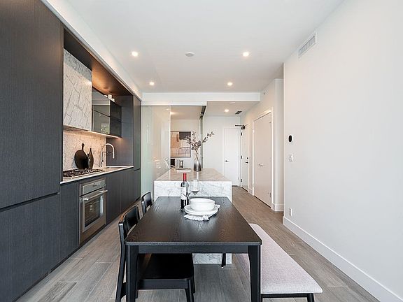 3rd image of 1342 Johnston Rd #317
