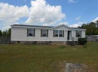490 Gentle Winds Dr, Saint Pauls, NC 28384