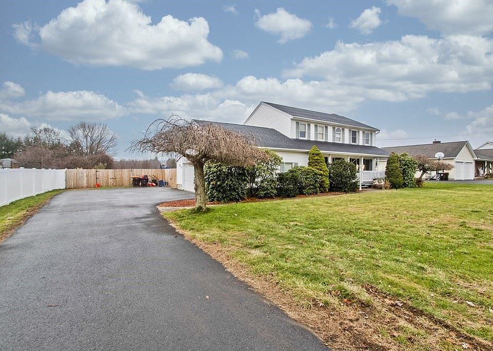 737 Barry St, Feeding Hills, MA 01030 Zillow