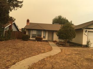 648 Parkwest Dr, Porterville, CA