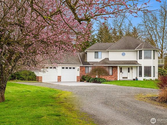 3rd image of 31925 SE 40th Street