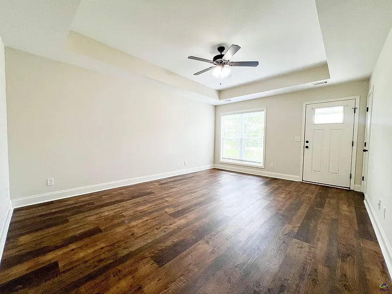119 Washington Place Dr — Photo 5
