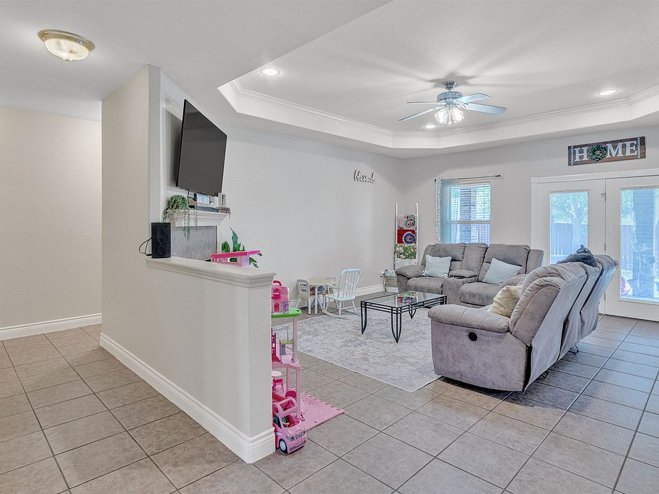 1st image of 230 Saddle Blanket