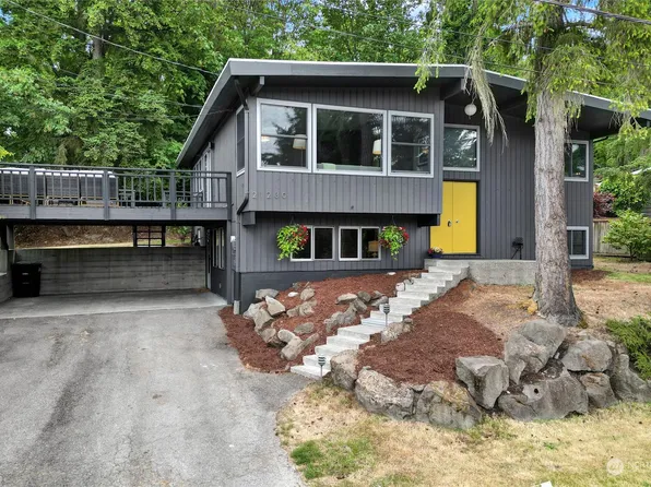 21230 15th Avenue S, Des Moines, WA 98198