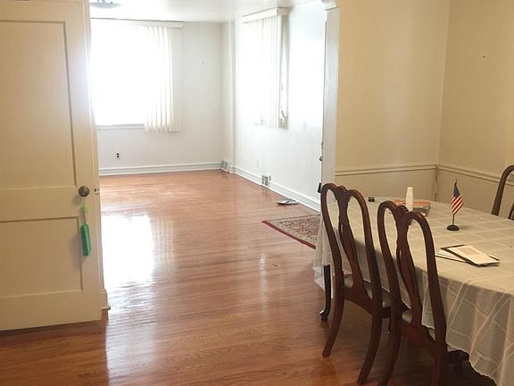 4th image of 1825 Glendale Ave