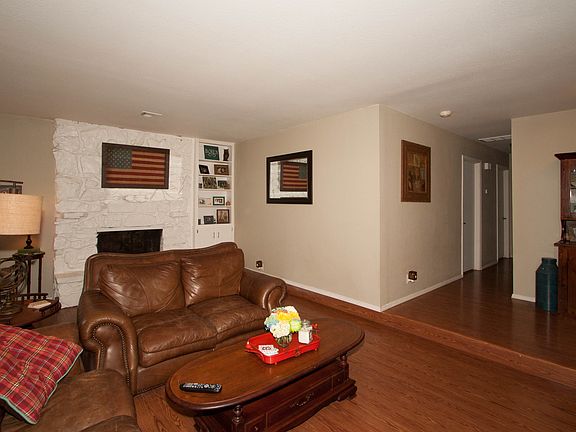 4th image of 9717 S 236th Ave