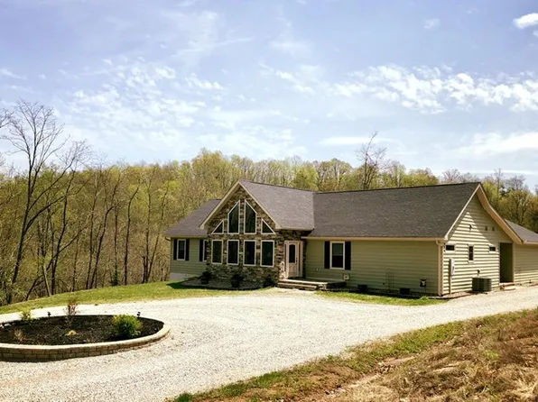 634 Triplett Rd, Spencer, WV 25276