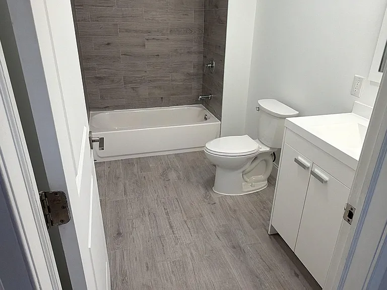 124 Union St #2 — Photo 7