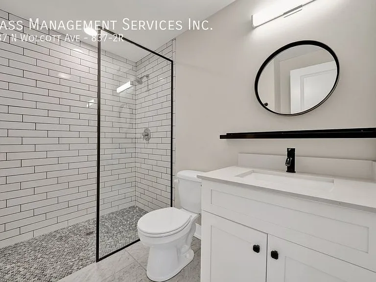 837 N Wolcott Ave #2R — Photo 6