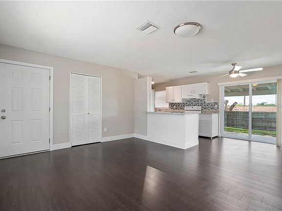 5th image of 1232 Whitewood Dr