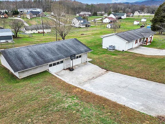 1st Outbuilding w/full power