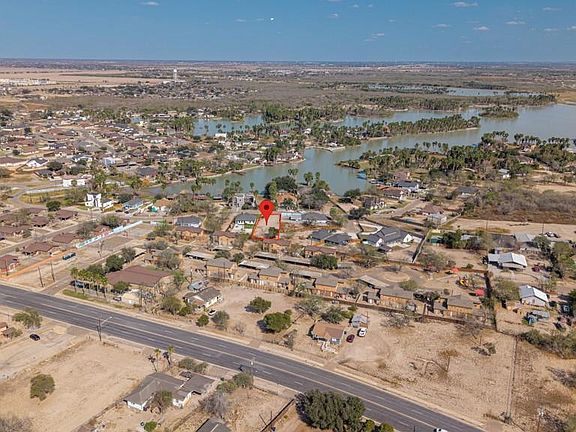 3rd image of 932 S Kika De La Garza Blvd