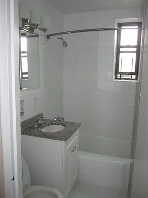 Rented by Kings & Queens | media 3